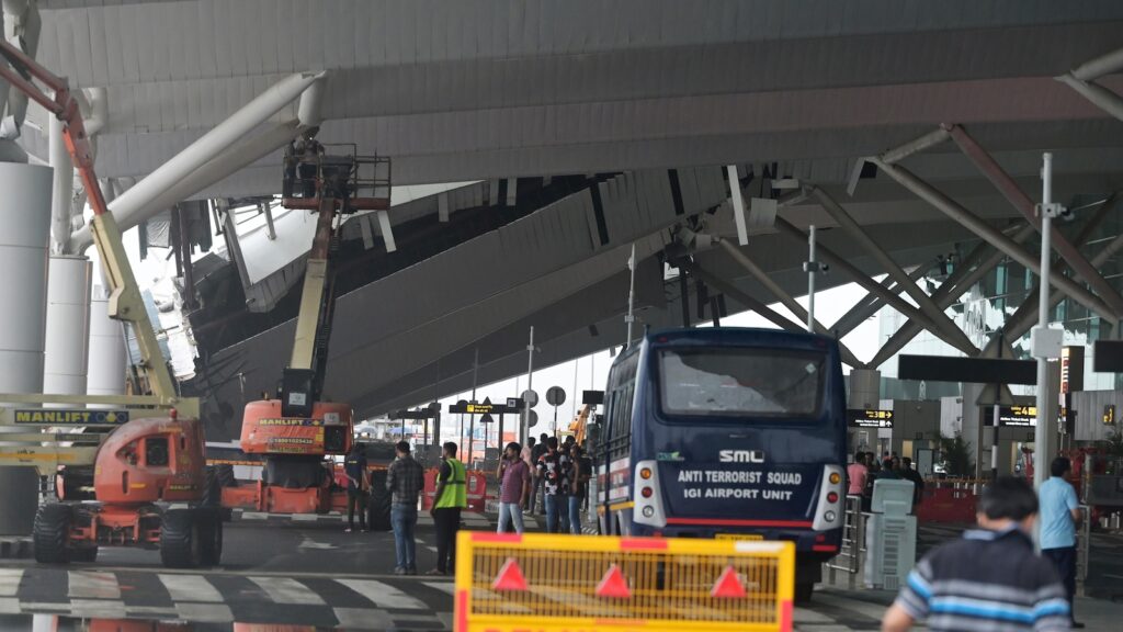 Canopy collapse at New Delhi airport kills 1 and injures 6 in heavy rains