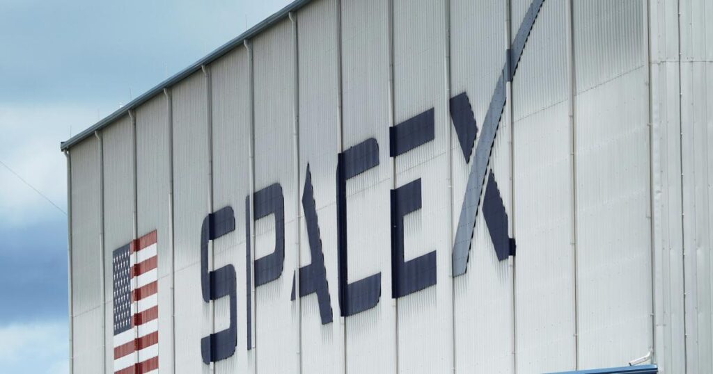 Musk moving headquarters of SpaceX and X from California to Texas