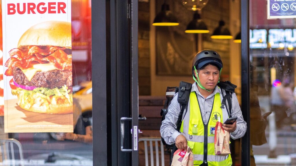 Newly arrived migrants encounter hazards of food delivery on the streets of NYC: robbers