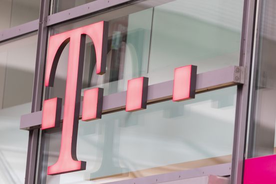 T-Mobile and KKR Launch JV to Acquire Metronet