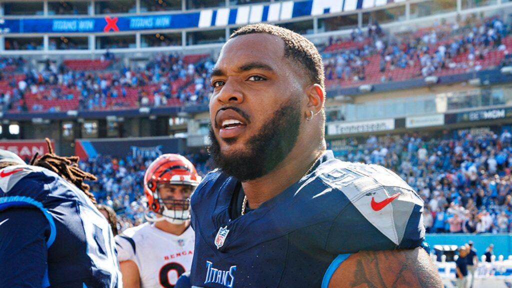 Titans star Jeffery Simmons calls radio host 'p---y' during live broadcast at training camp