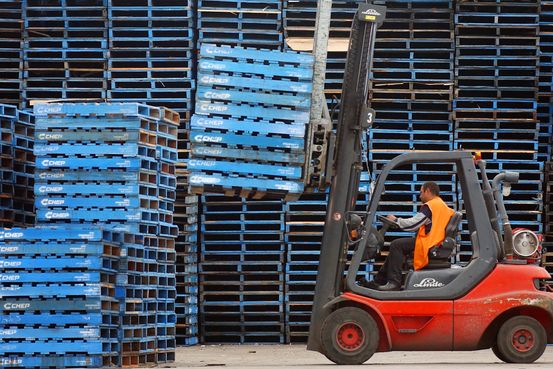 Brambles Sees More Opportunities to Monetize Pallet Data