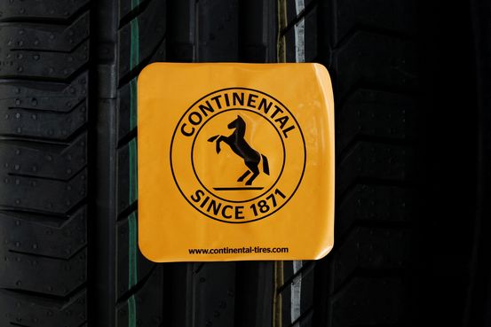 Continental Cuts Sales Guidance on Lower Car Production