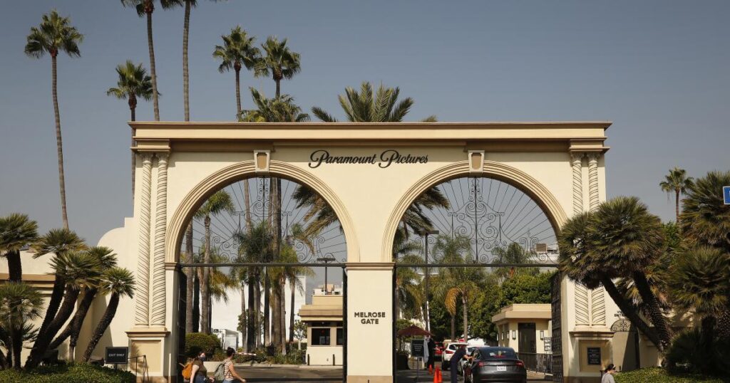 Edgar Bronfman Jr. submits bid to acquire Paramount