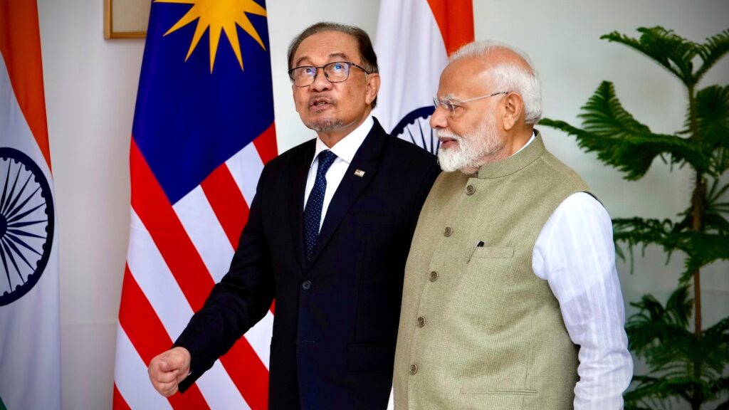 India, Malaysia to expand ties, defense cooperation as Kuala Lumpur tries to move closer to Beijing