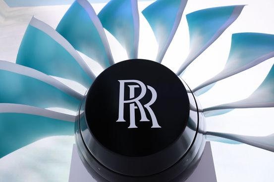 Rolls-Royce Lifts Outlook After Profits Jump