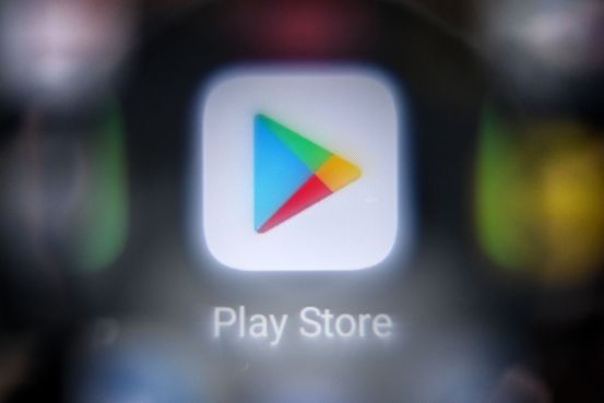 U.K. Authority Closes Competition Probes Into Google, Apple App Stores