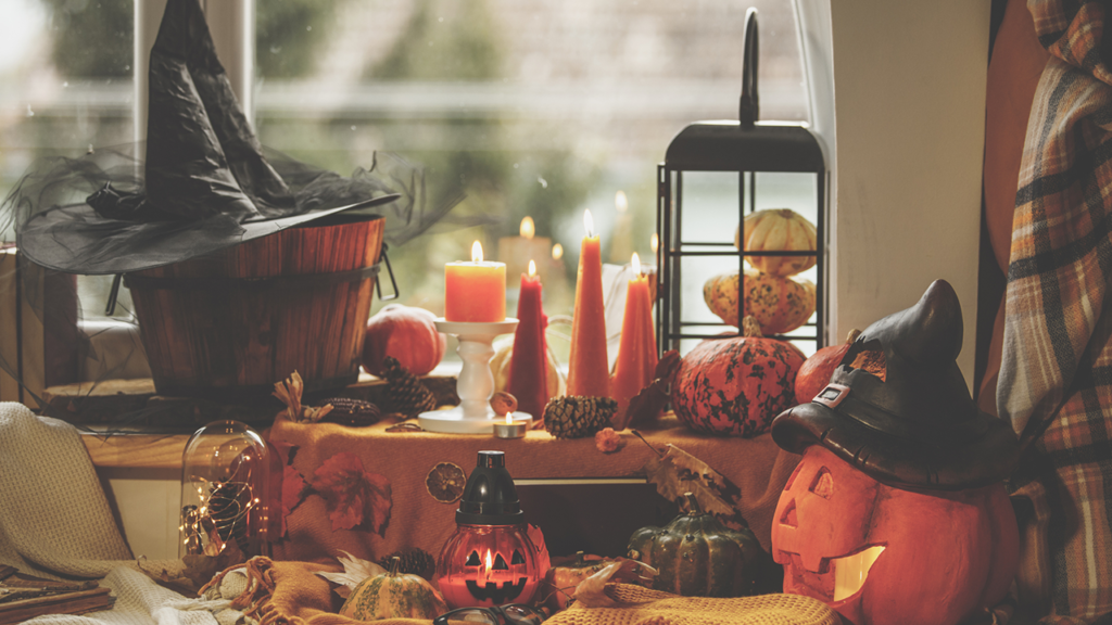 10spooky Halloween decorations for your living space