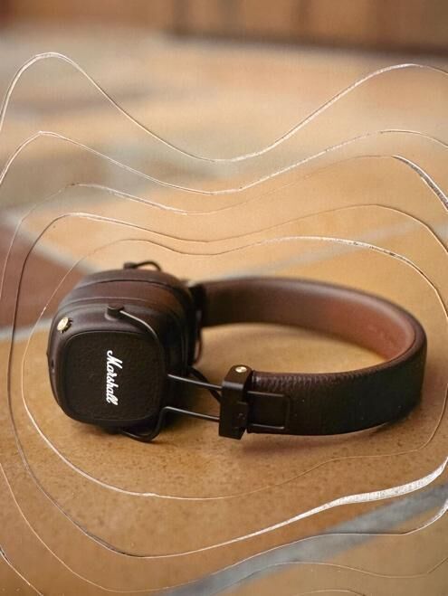 Neutral Tonal Sleek Headphones : major v