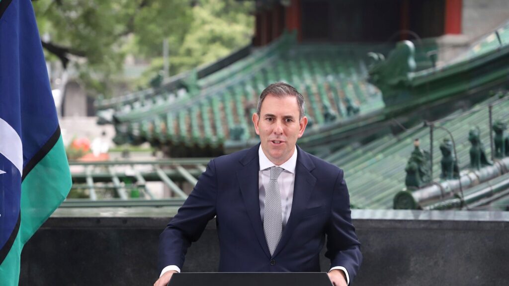 Australian treasurer, visiting Beijing, welcomes Chinese efforts to stimulate its economy