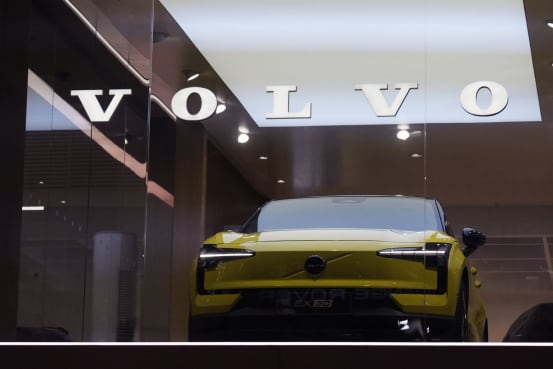 Volvo Backtracks on All-Electric Lineup as EV Market Challenges Pile Up