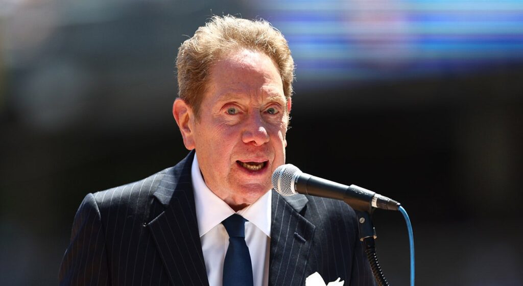 Yankees' legendary radio voice John Sterling coming out of retirement to call postseason games: report