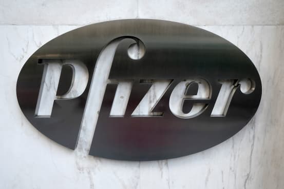 Activist Accuses Pfizer of Pressuring Former Executives