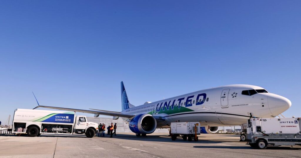 Airlines team up with California to push lower carbon jet fuel