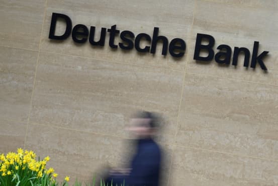 Deutsche Bank's Investment Bank Performance, Provision Releases Lift Profit Above Views