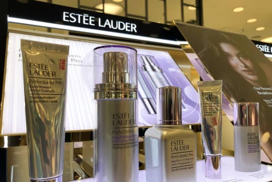 Estee Lauder Pulls Guidance on Shakiness in Asia Markets, Leadership Change