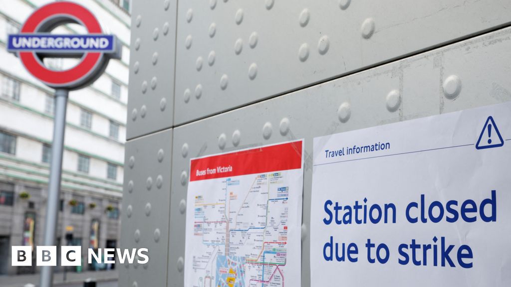 London Underground staff to walkout over pay