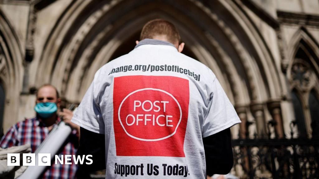 Ministers explore handing Post Office ownership to sub-postmasters