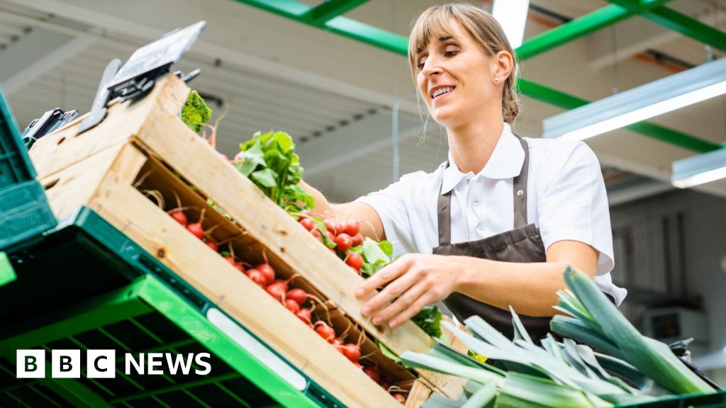 New workers' rights to cost firms £5bn a year, government says