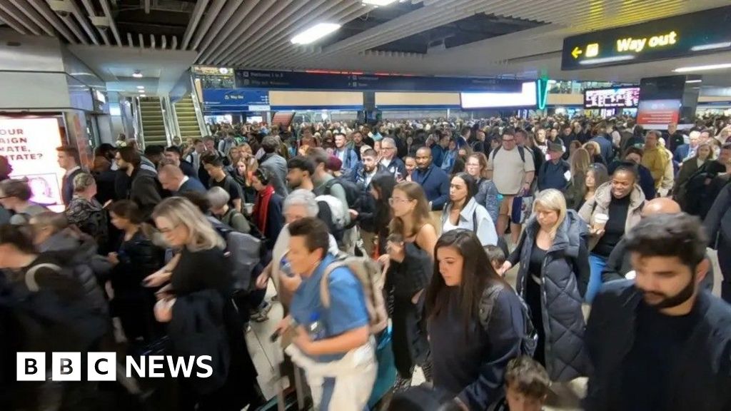 Passengers allowed early boarding to some services