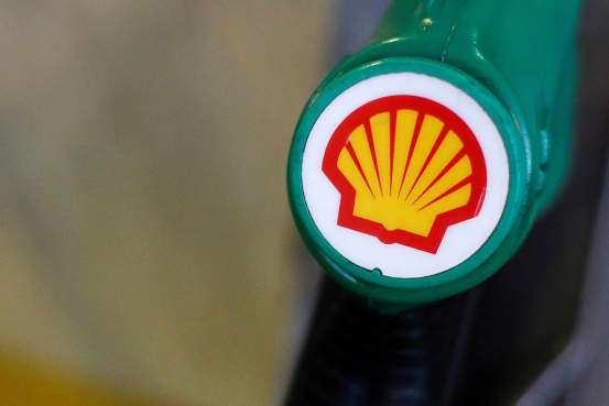 Shell Expects Higher LNG Output But Flags Continued Refining Weakness