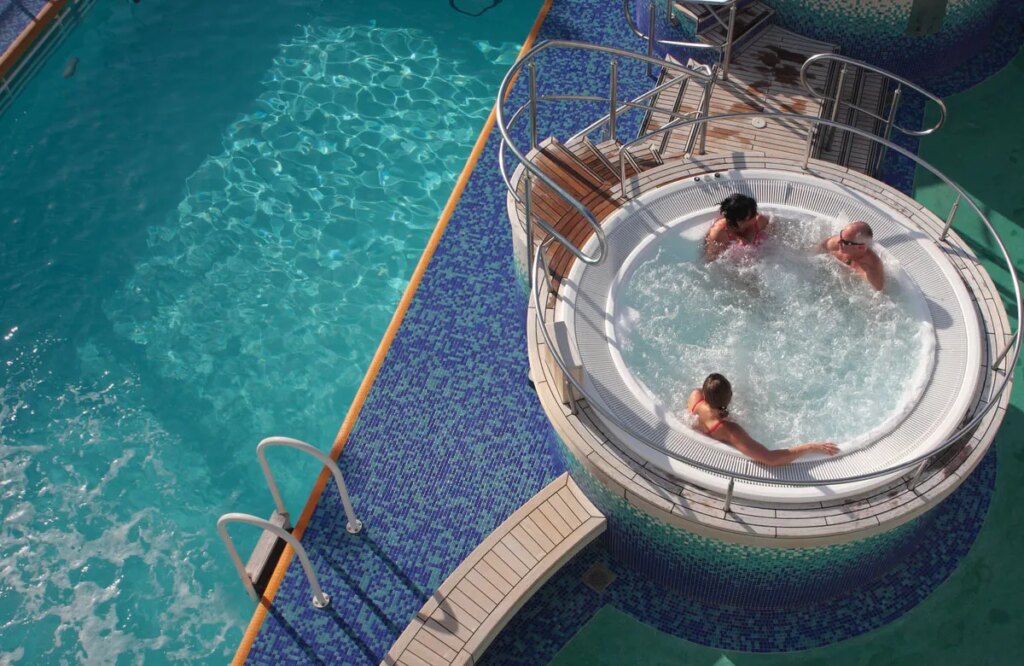 Cruise ship hot tubs linked to Legionnaires' disease outbreak, CDC says