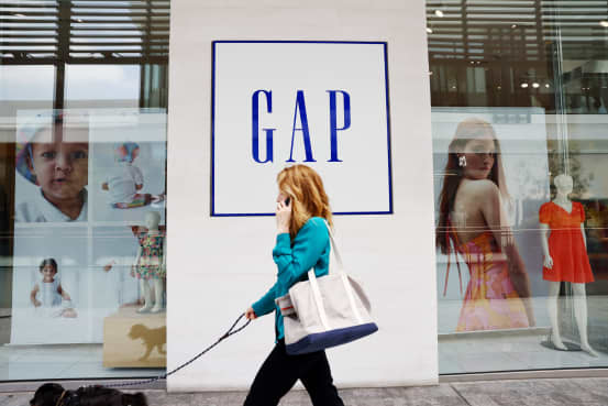 Gap Raises Full-Year Outlook With Strong Start to Holiday Season