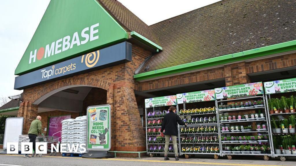 Homebase collapses with 2,000 jobs at risk