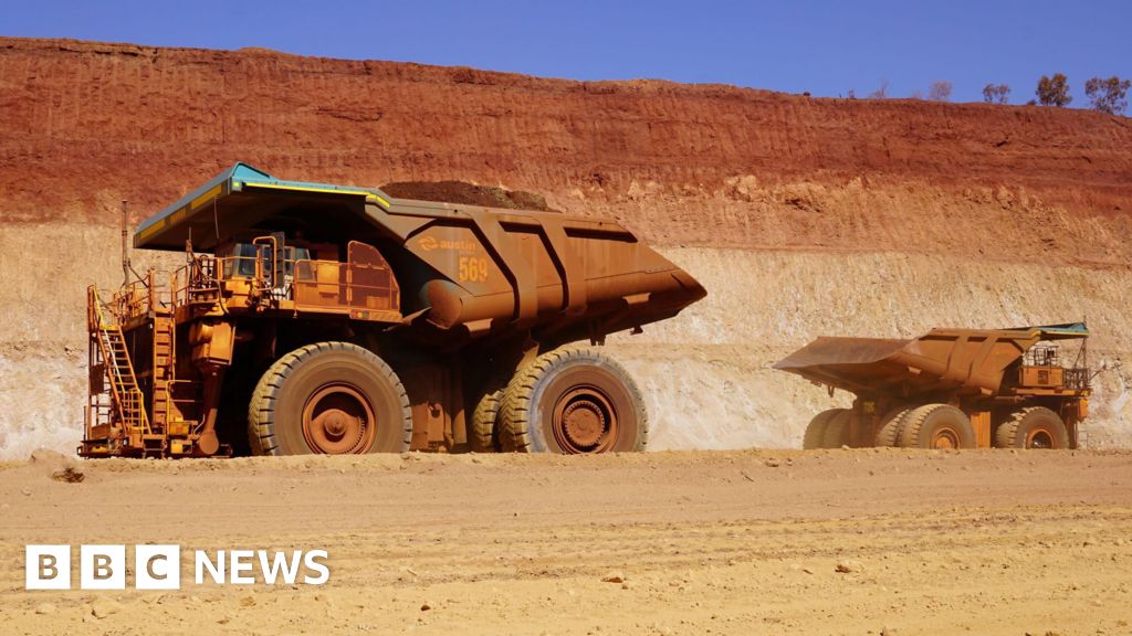 How mines control driverless trucks