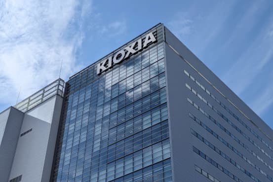 Japanese Chip Maker Kioxia Plans Tokyo Market Debut