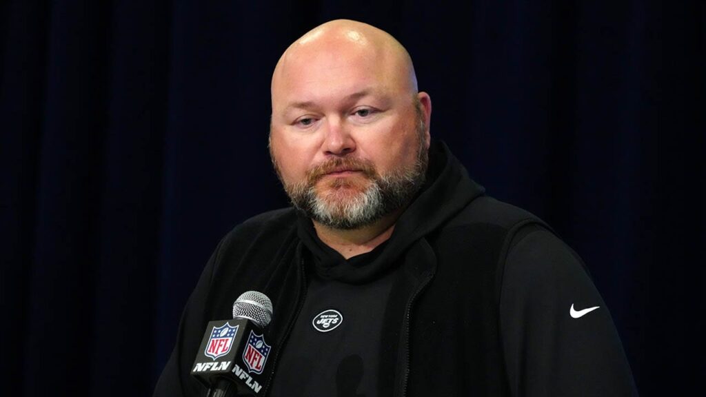 Jets fire general manager Joe Douglas as woeful season drags on: reports