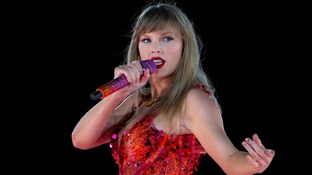 Taylor Swift entourage outrages Toronto residents as police escorts create traffic delays