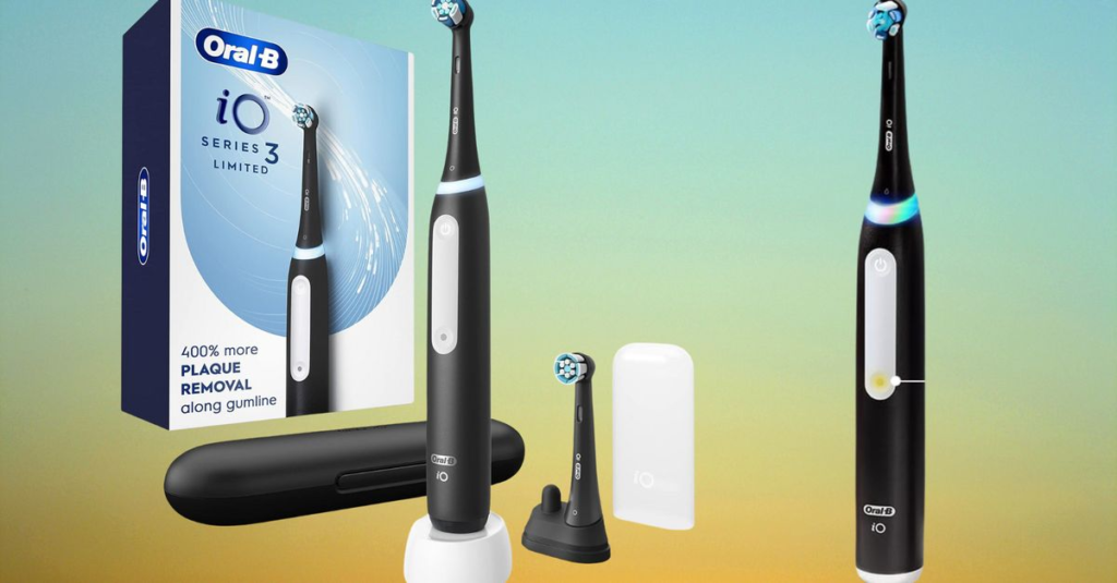 This Toothbrush Leaves Teeth Feeling 'Dentist-Clean'