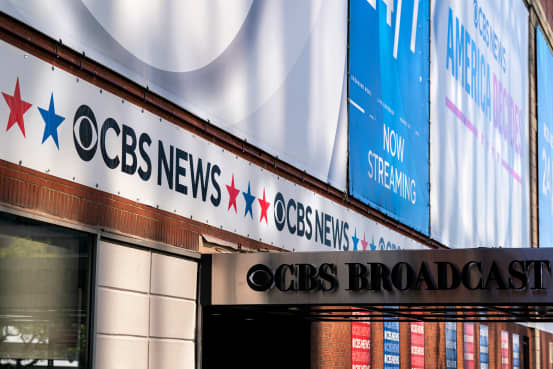 CBS Owner Discusses Settling Trump Suit, With Merger Review on Tap