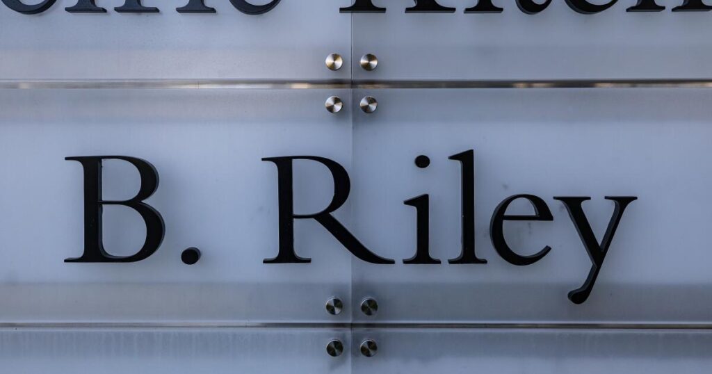 SEC probes B. Riley loan to founder, deals with franchise group